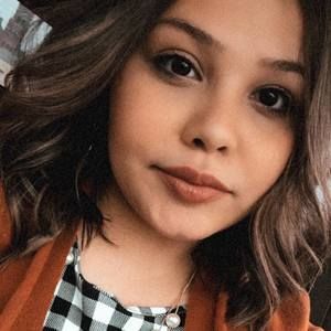 Meet your Posher, Evalyn